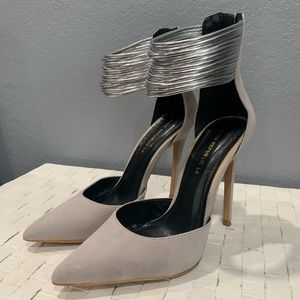 Pointed Toe Grey High Heels